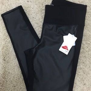 Athleta High Rise Gleam Tight - Medium